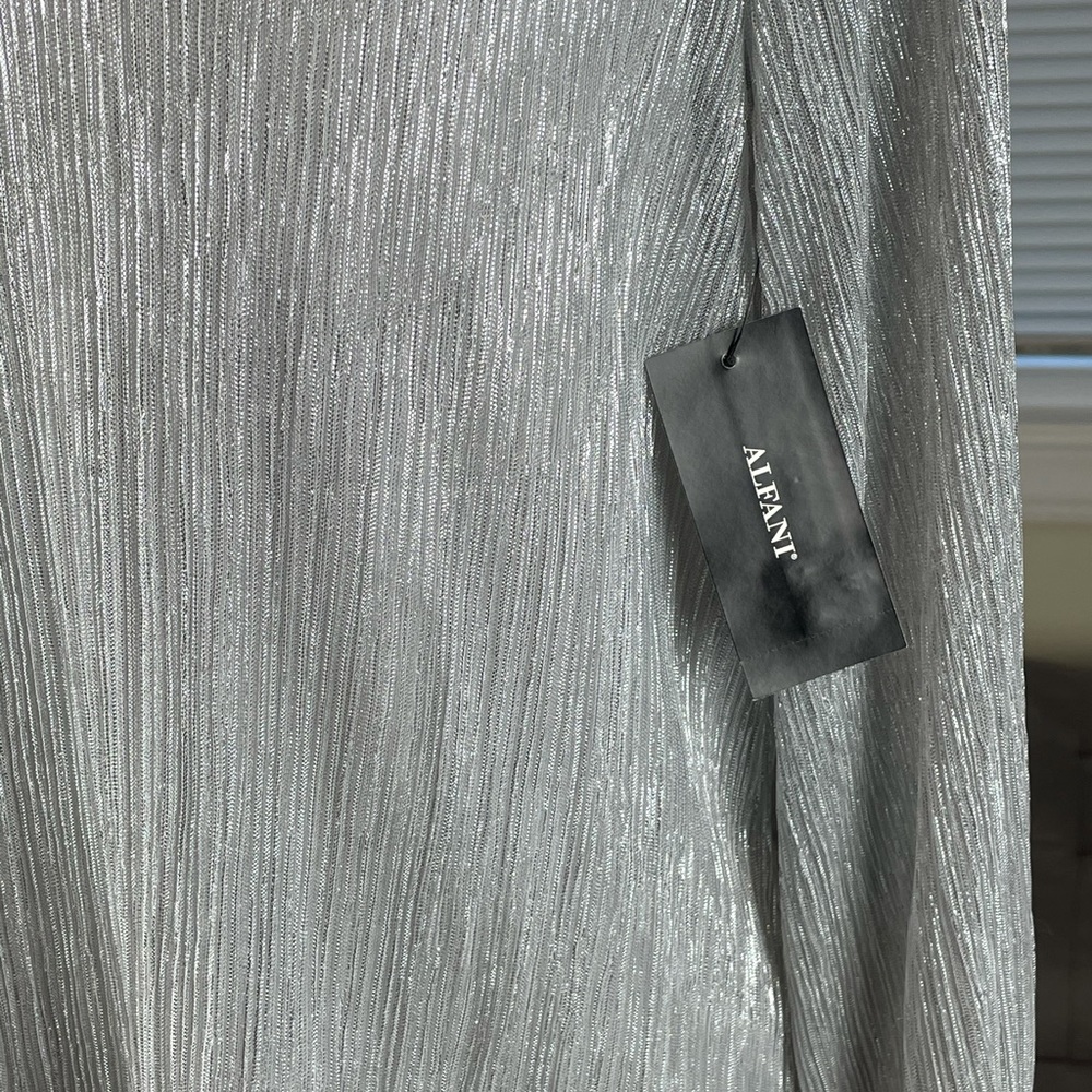 ALFANI ~ Metallic Ruffle-Neck Top ~ Silver ~ NWT! - Picture 8 of 8